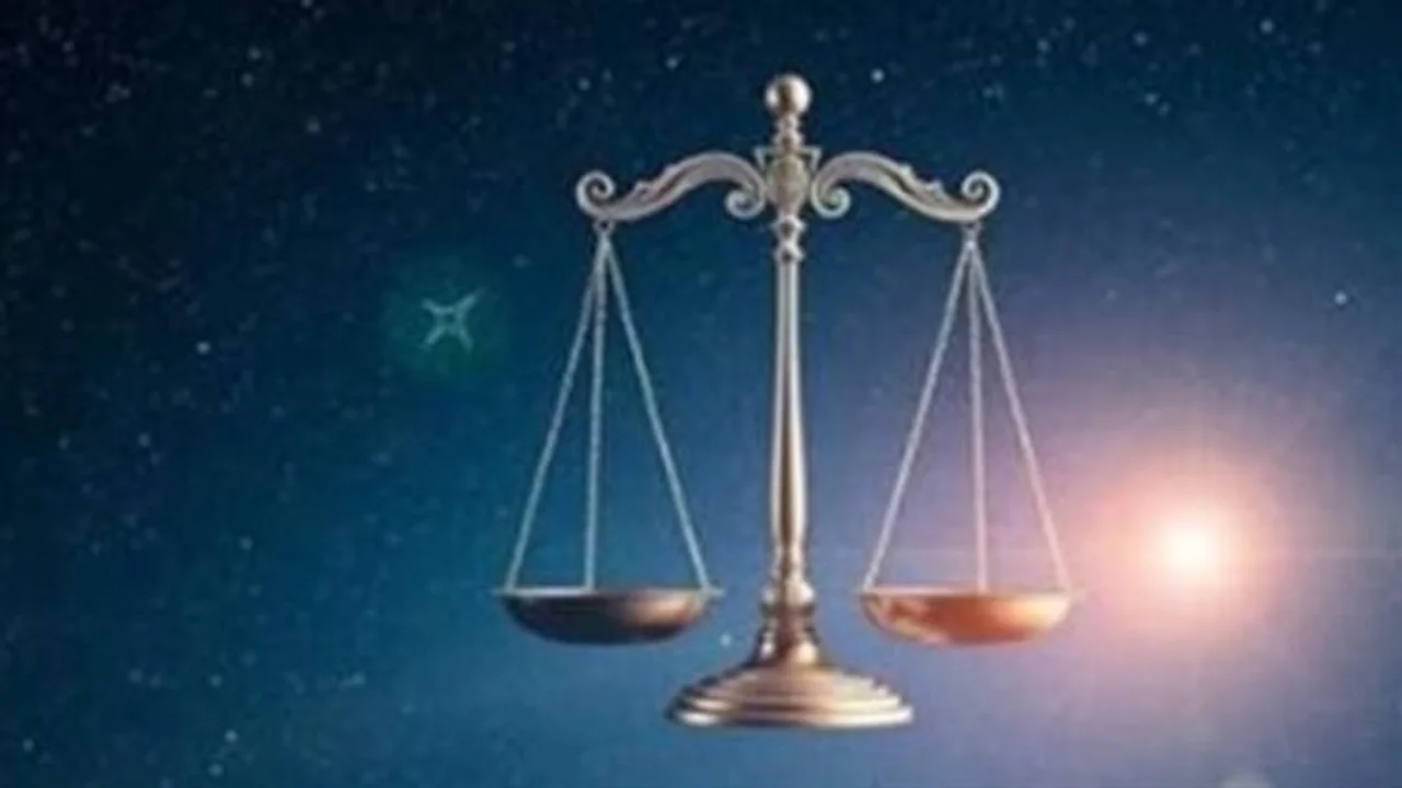 تغيرات كبرى.. ماذا ينتظر مواليد برج الميزان في الحب والمال خلال 2026؟